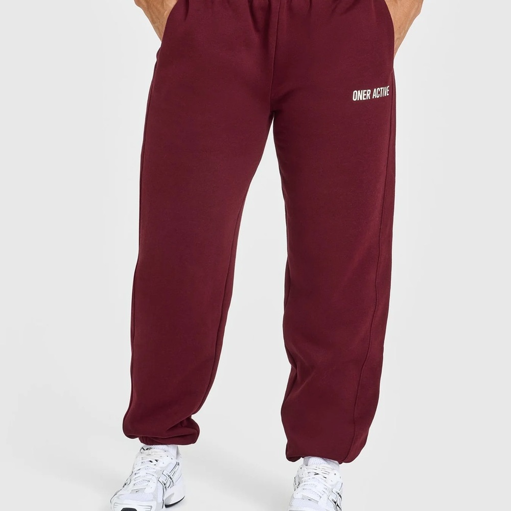 Oner Active Foundations Jogger With Printed Graphic | Rosewood - XS - Short